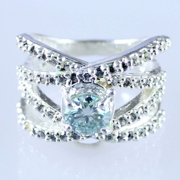 CERTIFIED AGI GENUINE NATURAL MINED 1.16CT Green Diamond Engagement Ring - Picture 2 of 8
